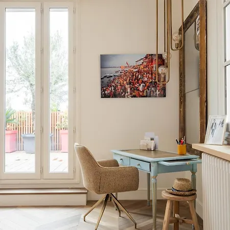 Veeve - The Grande Extraordinaire Apartment *